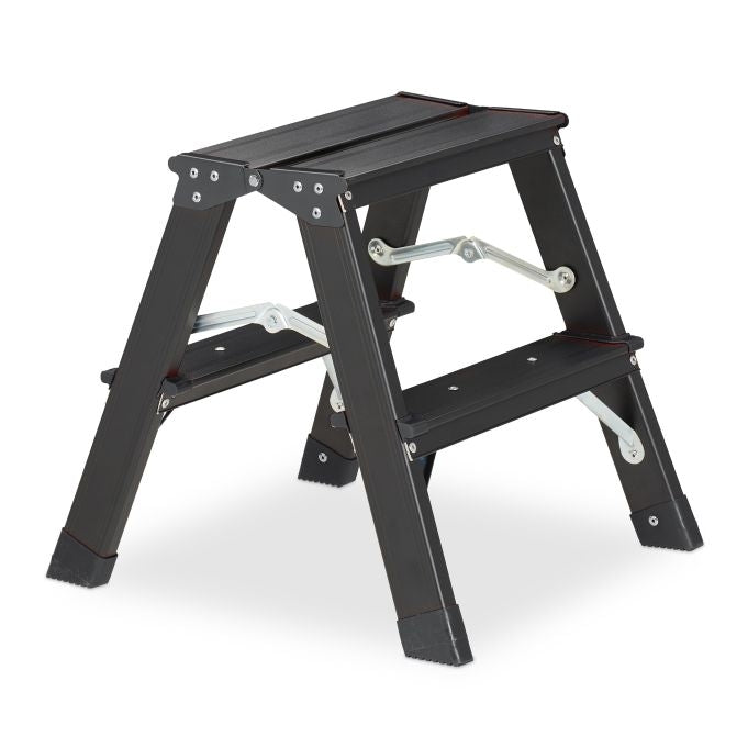 Folding stepladder in aluminium