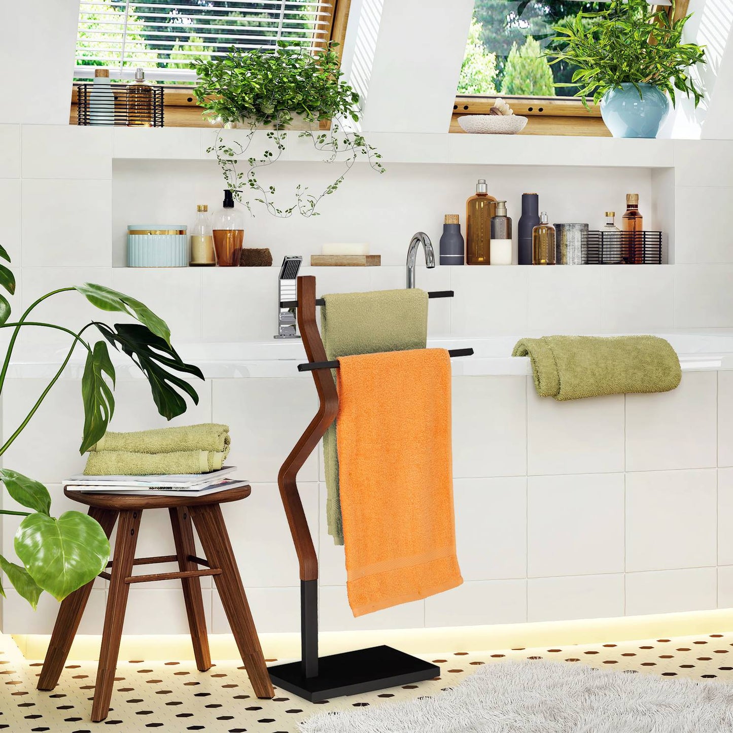 Free-Standing Towel Holder