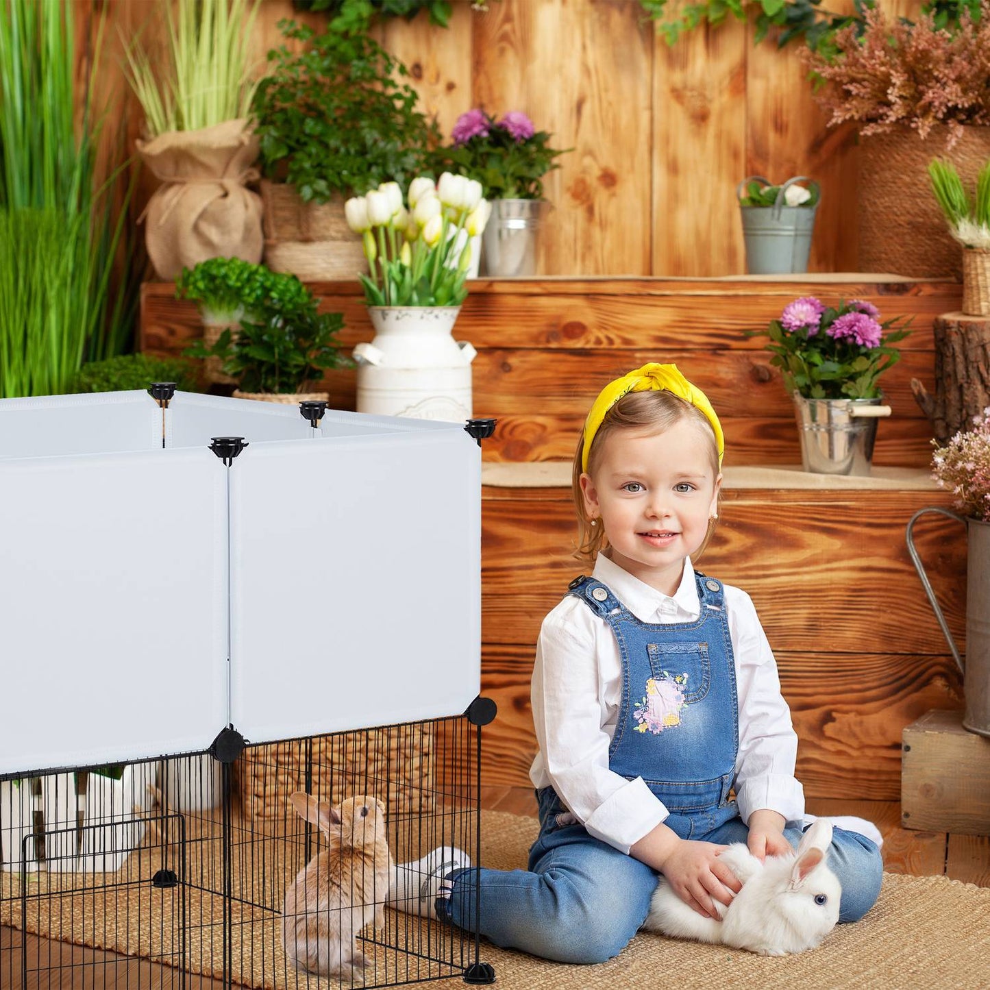 Freely mountable housing to connect to