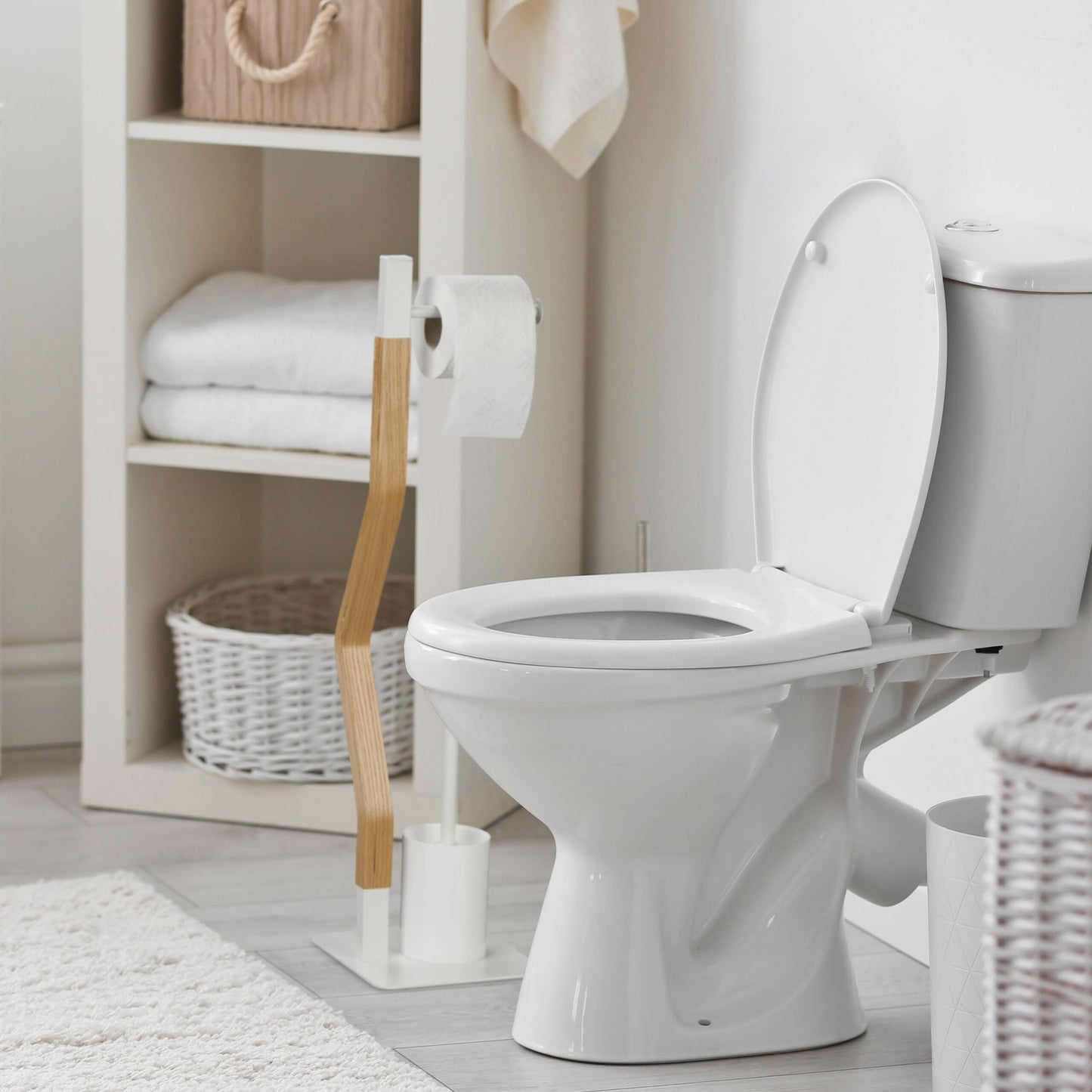 Freestanding toilet seat