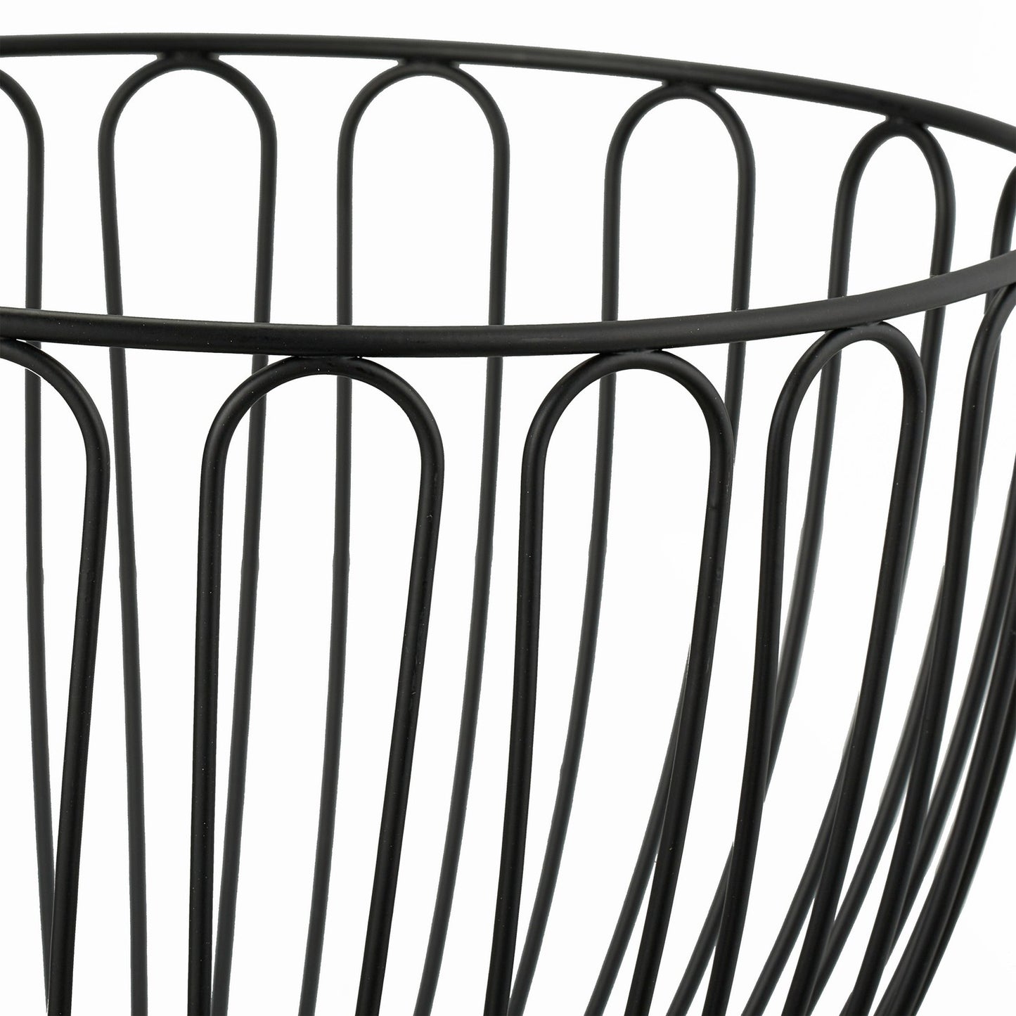 Fruit bowl in black metal