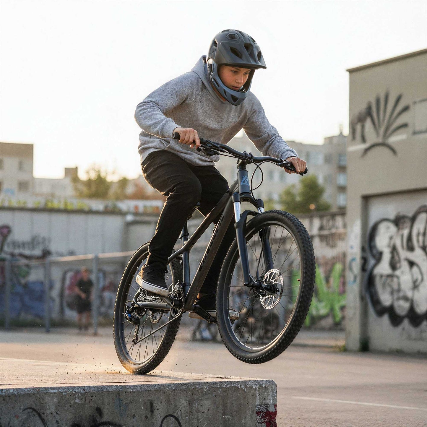 Full-Face Helmet with Removable Chin Guard, 48-53cm