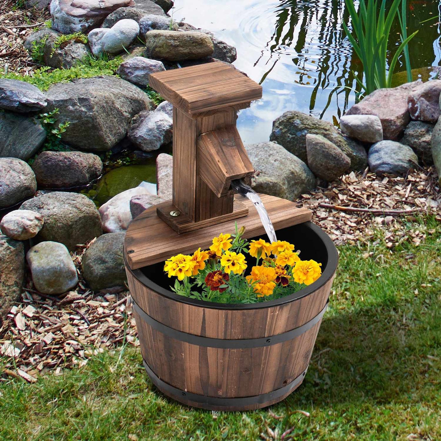 Garden fountain made of wooden barrels with metal accents, 27x37 cm