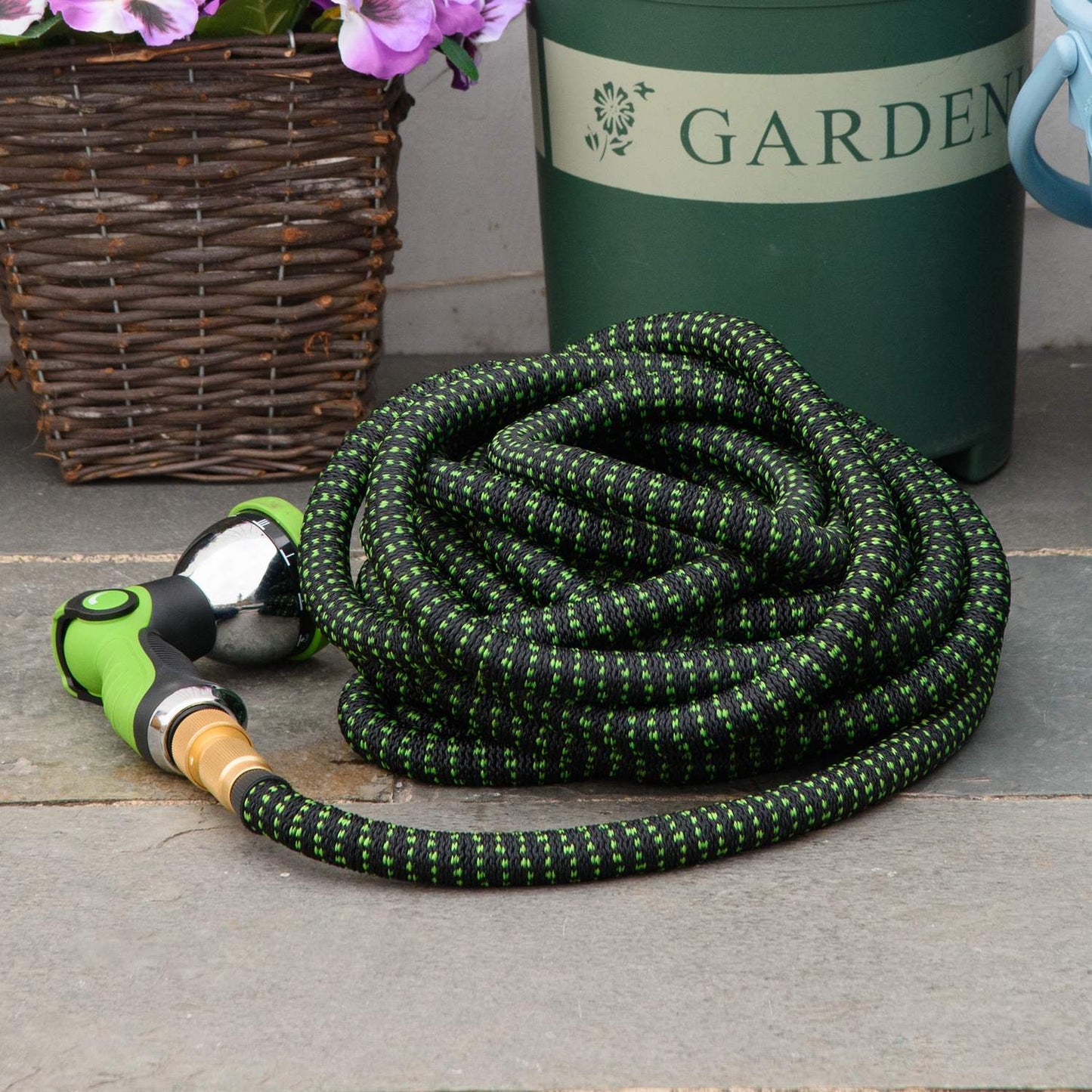 Flexible garden hose 30M with 10-function spray nozzle