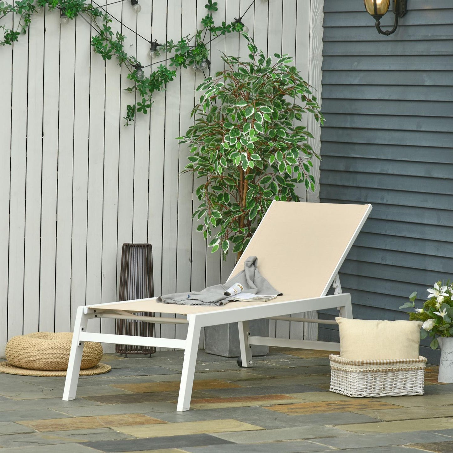 Aluminum garden chair with 5-step backrest, cream white