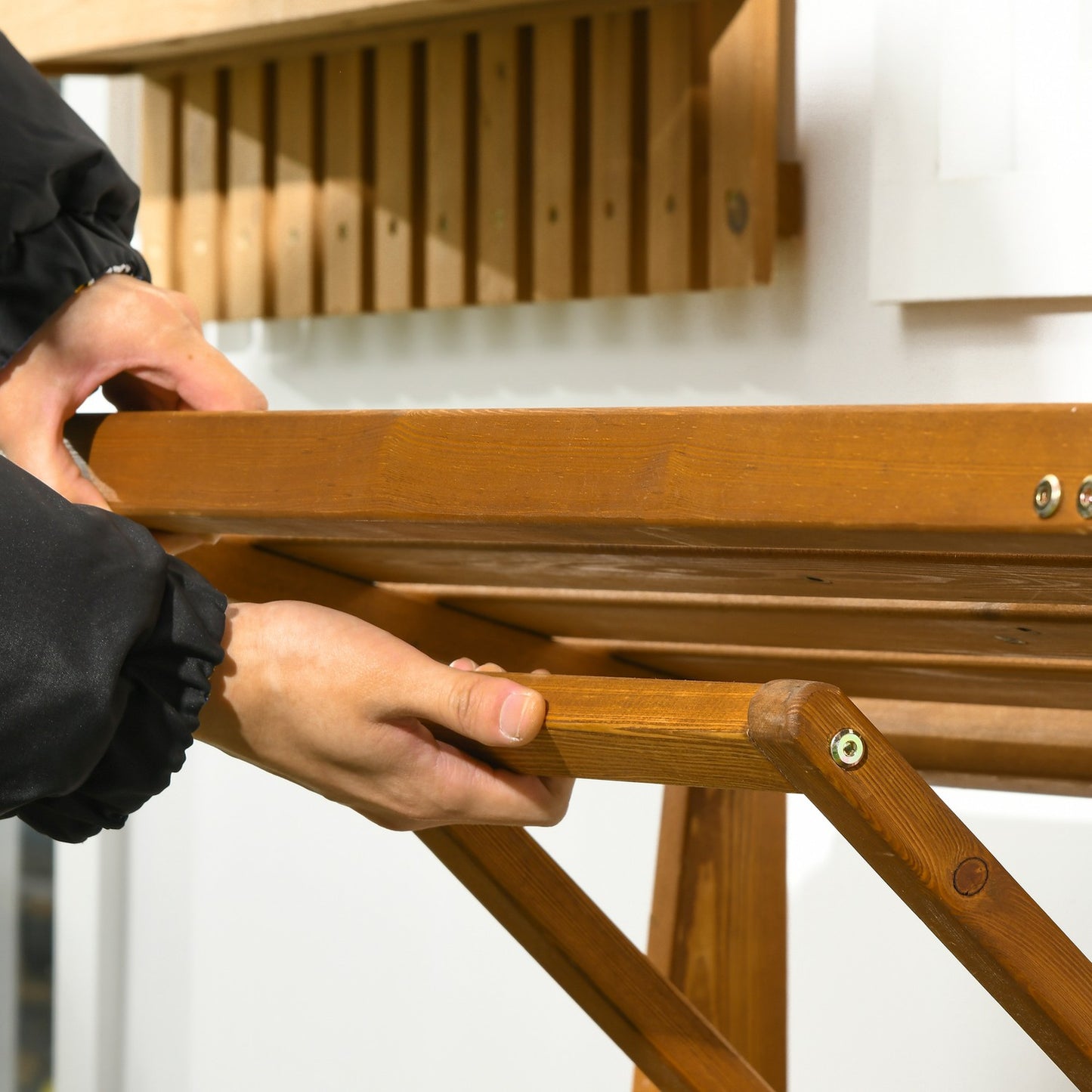 Weather-resistant 2-in-1 garden bench in teak-look larch