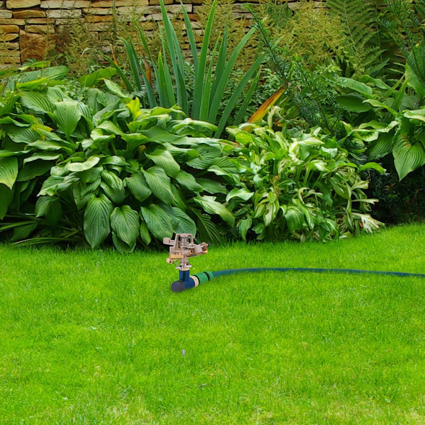 Garden sprinklers with 10 m reach