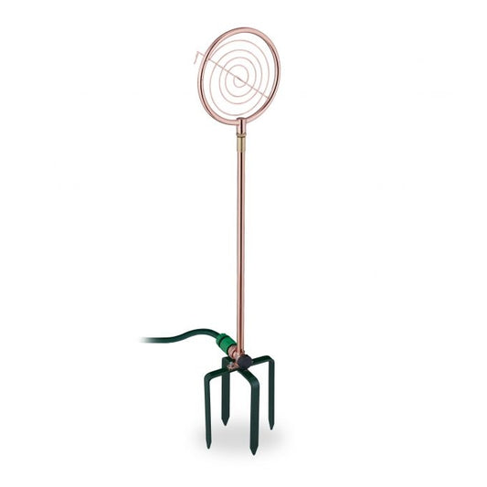Garden sprinklers with spiral