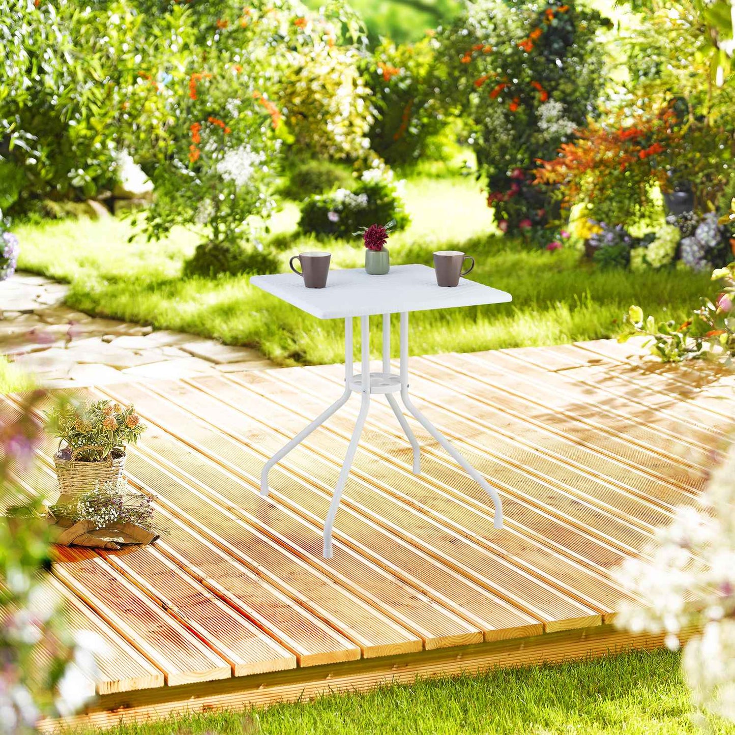 Garden table in white rattan look