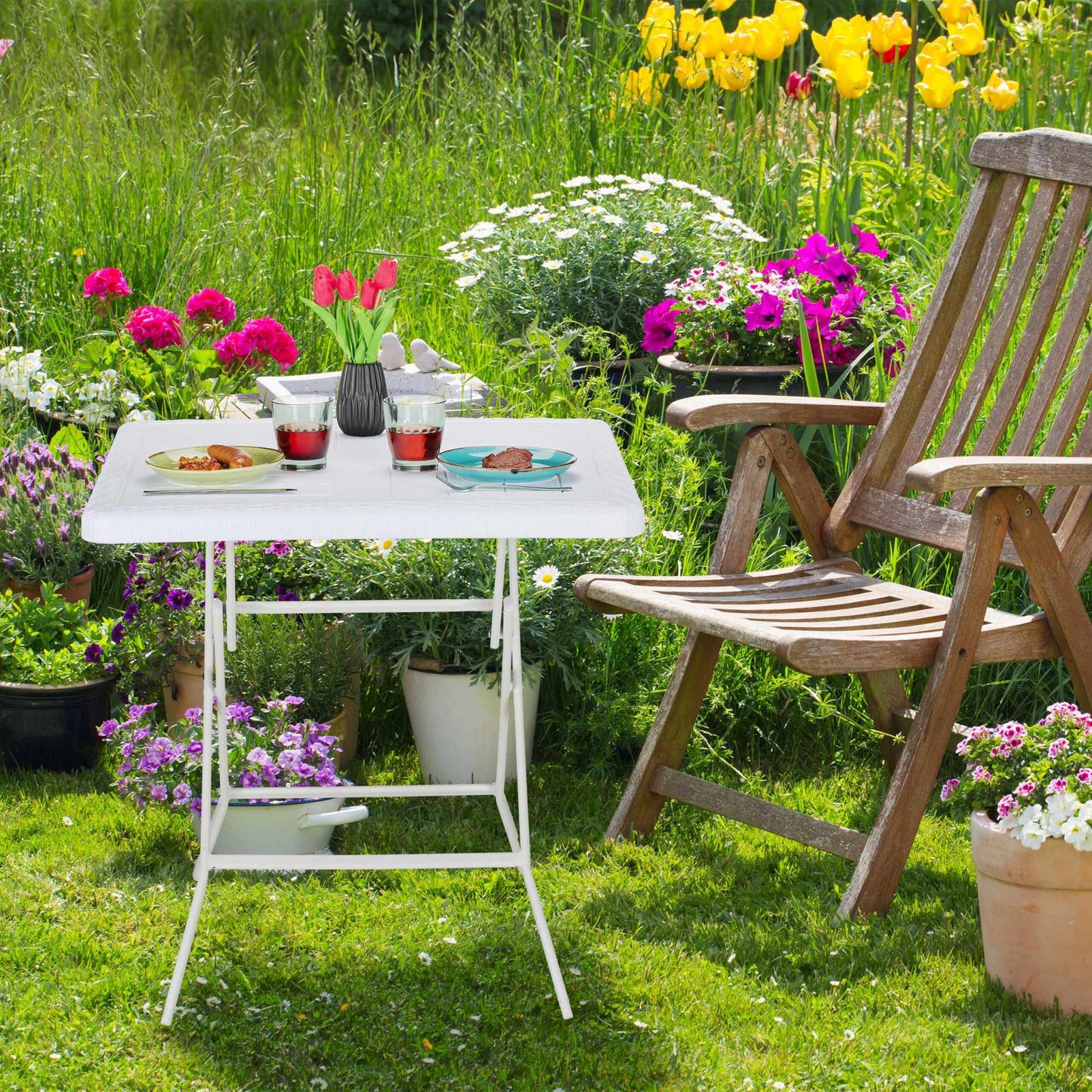 Garden table in wooden look