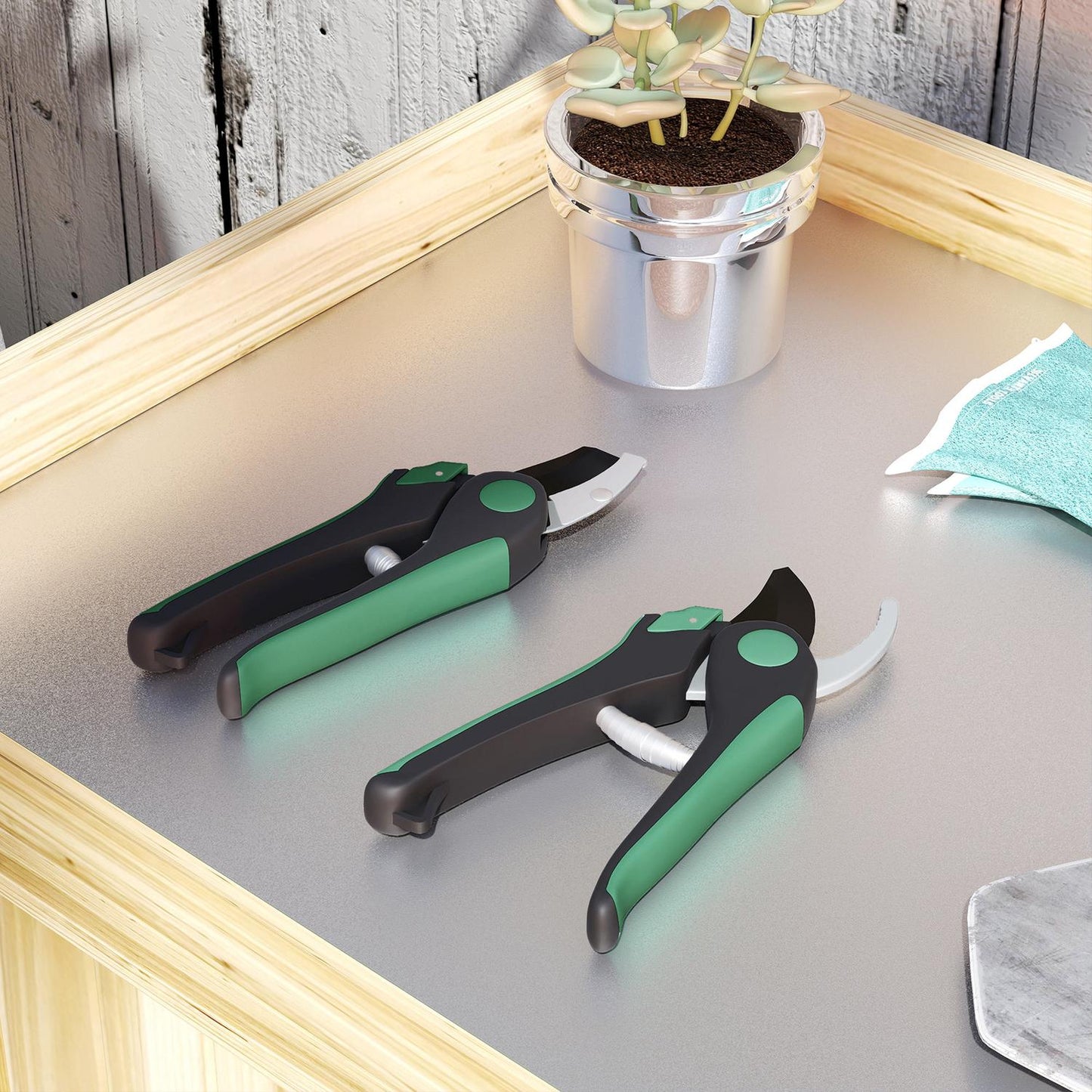 Garden Tool Set – 2 Metal Pruning Shears, Green/Black