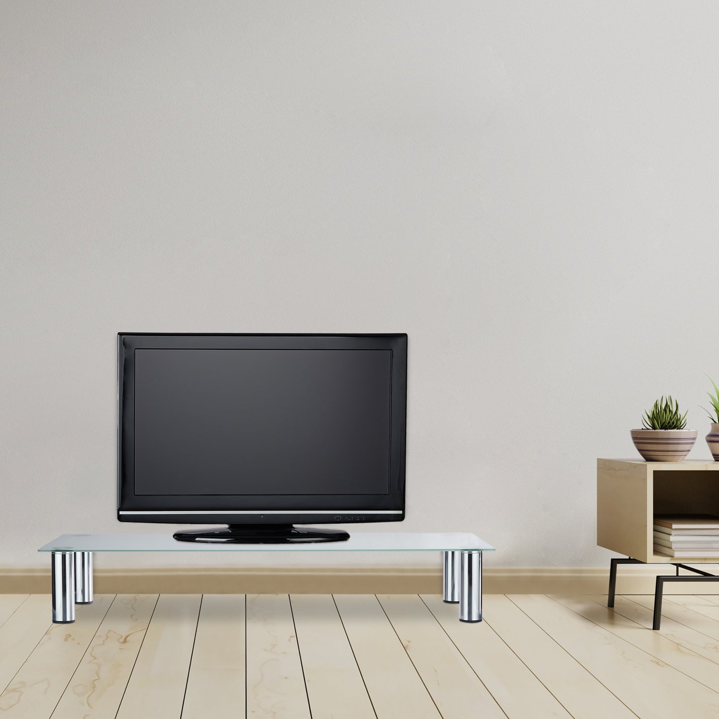 Glass TV-Stand