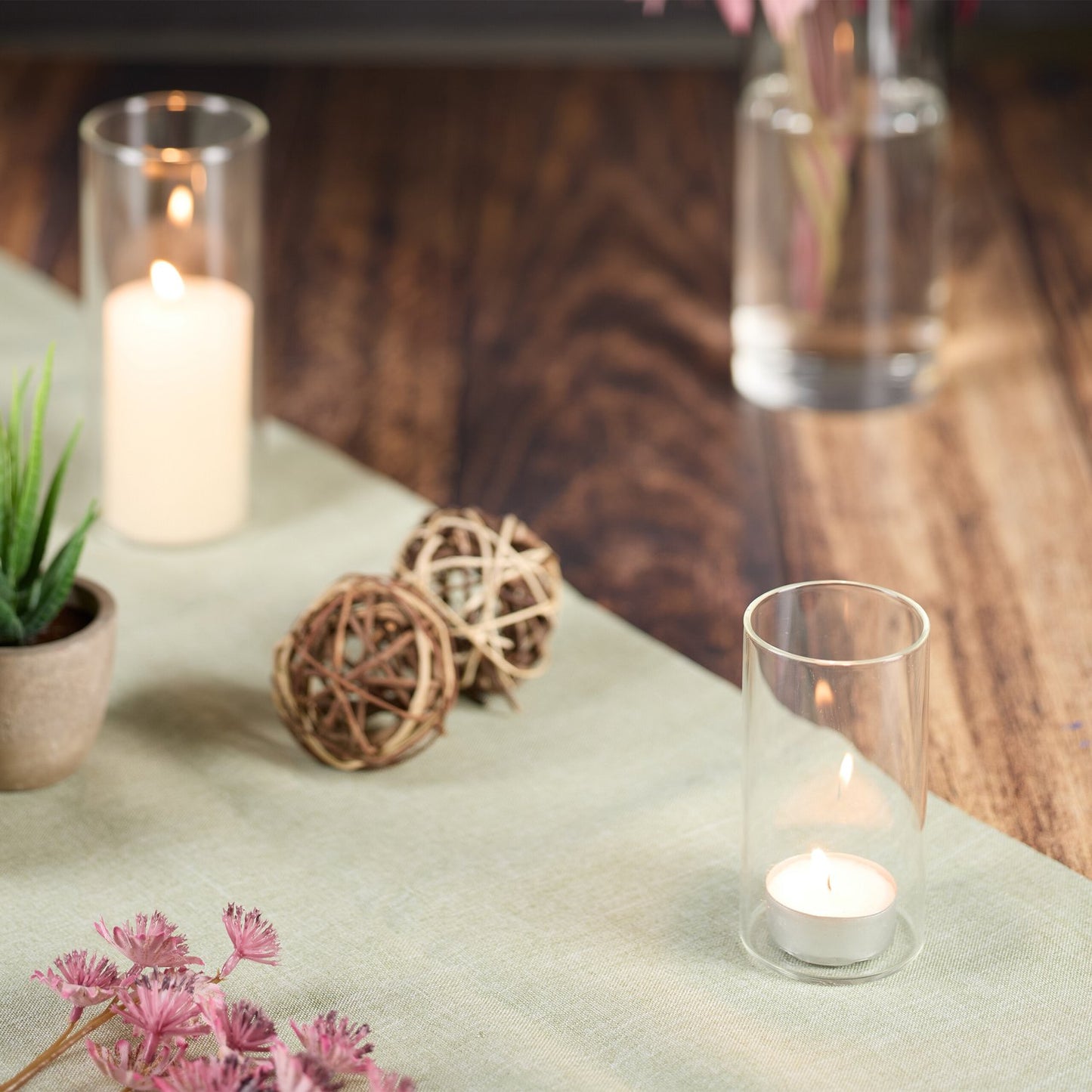 Glass vases in 4 sizes