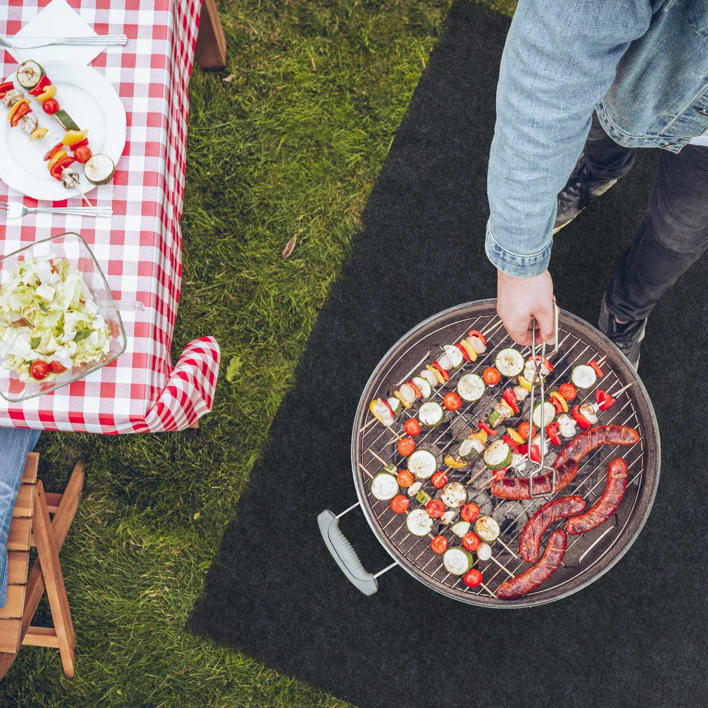Grill for floor protection mat