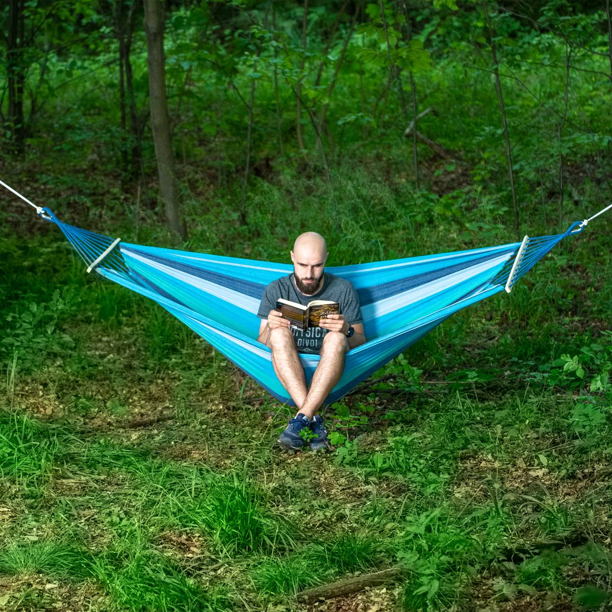 Hammock with 70cm Wooden Beam & Metal Holder, Blue