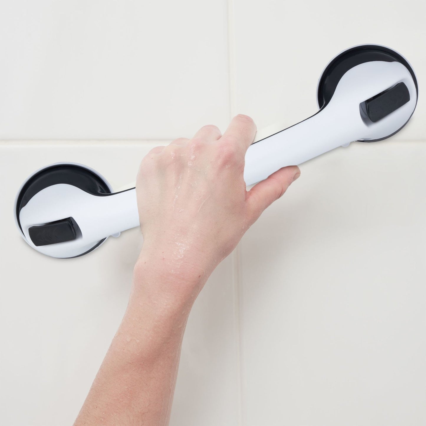 Handle with suction cup