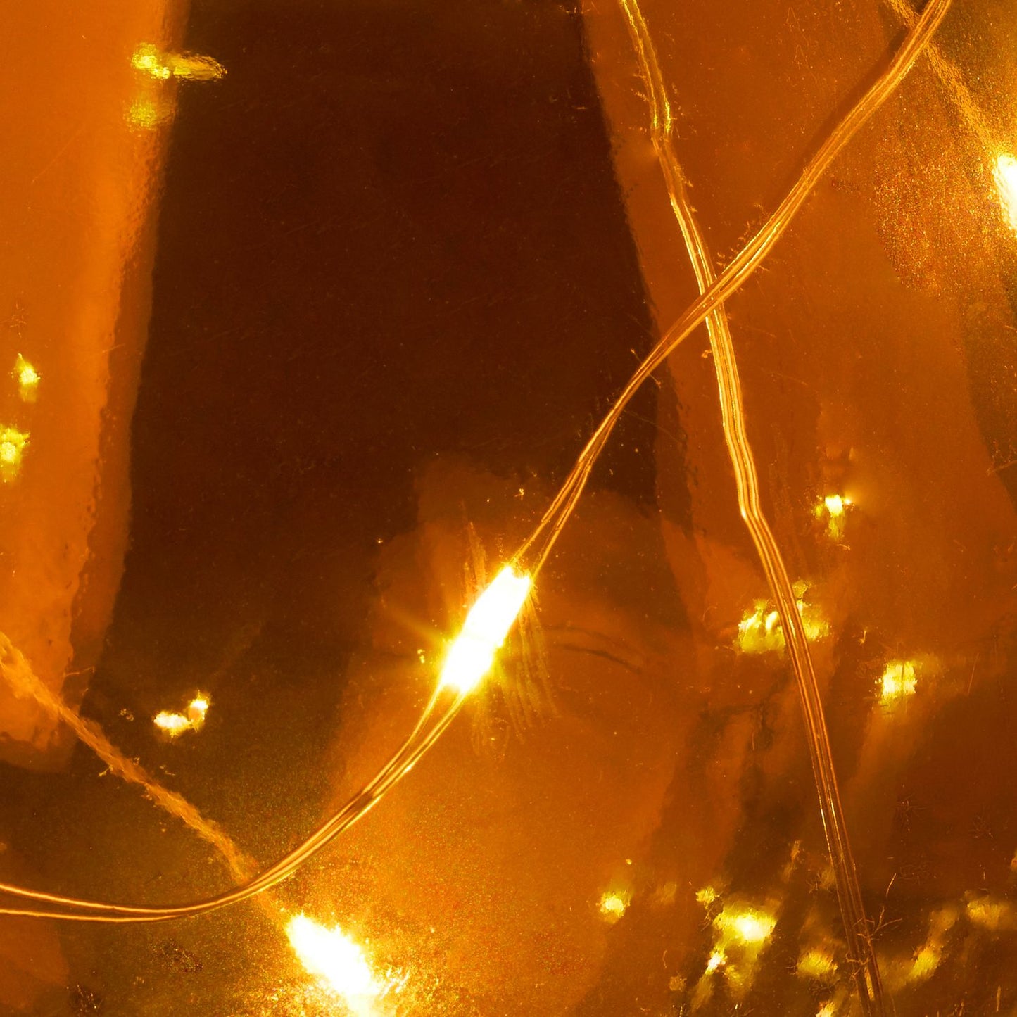 Hanging LED lamp for decorative use