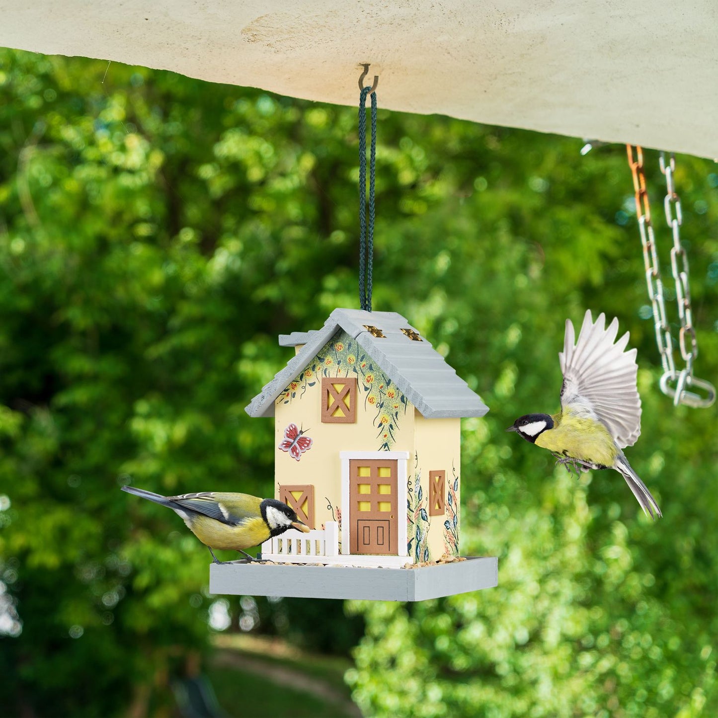 Hanging bird house