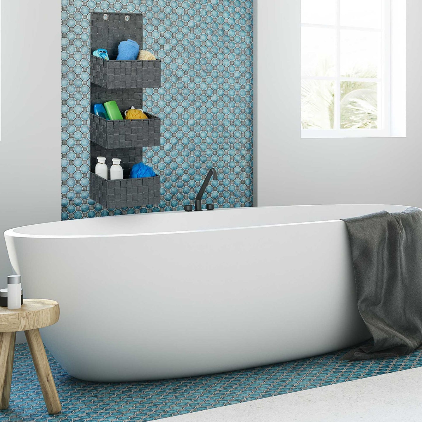 Hanging storage in fabric with 3 baskets