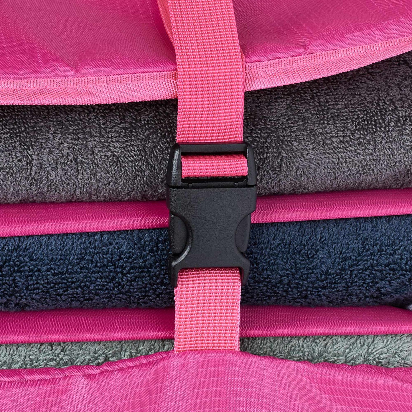 Hanging travel organizer 4 compartments