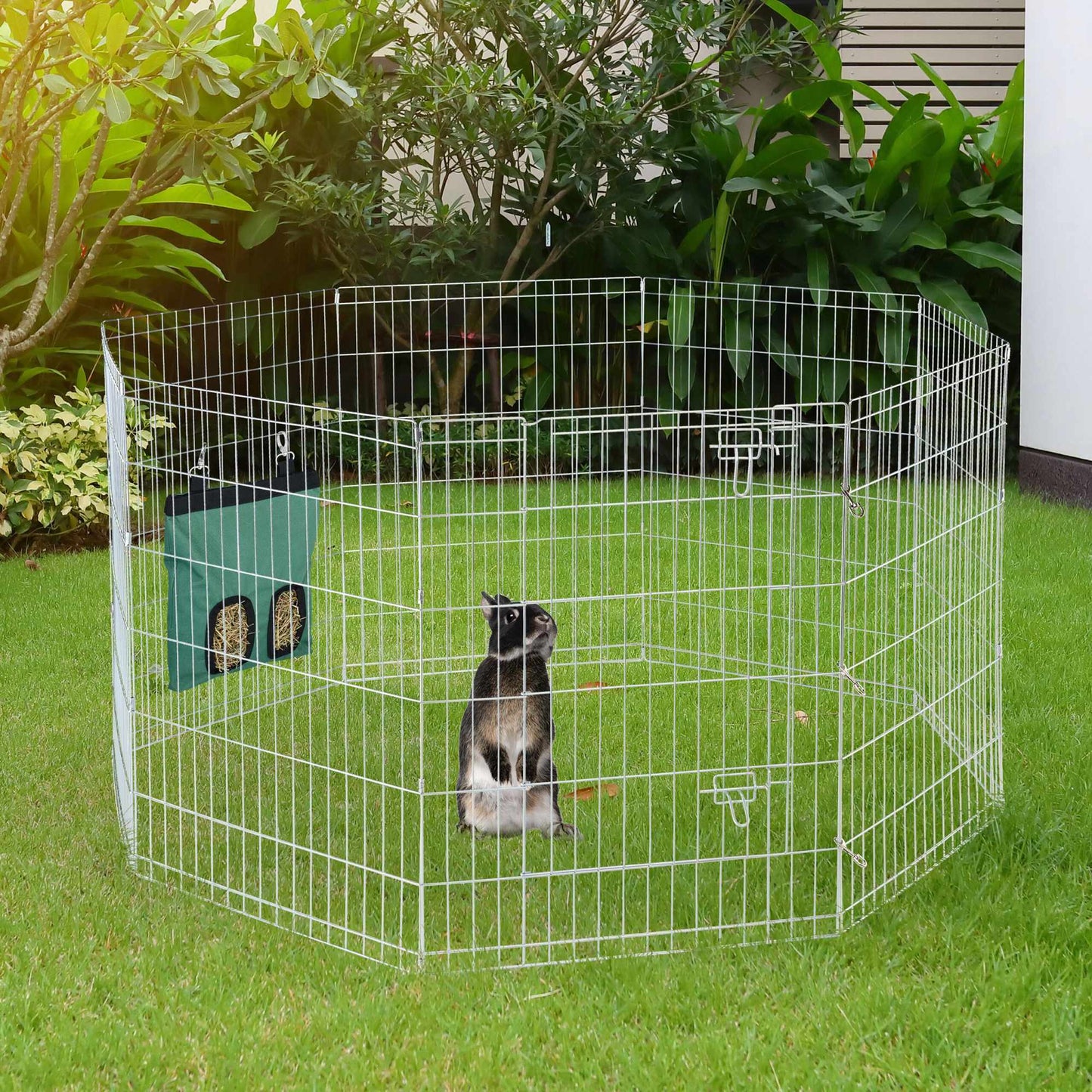 Hay bag for small animals