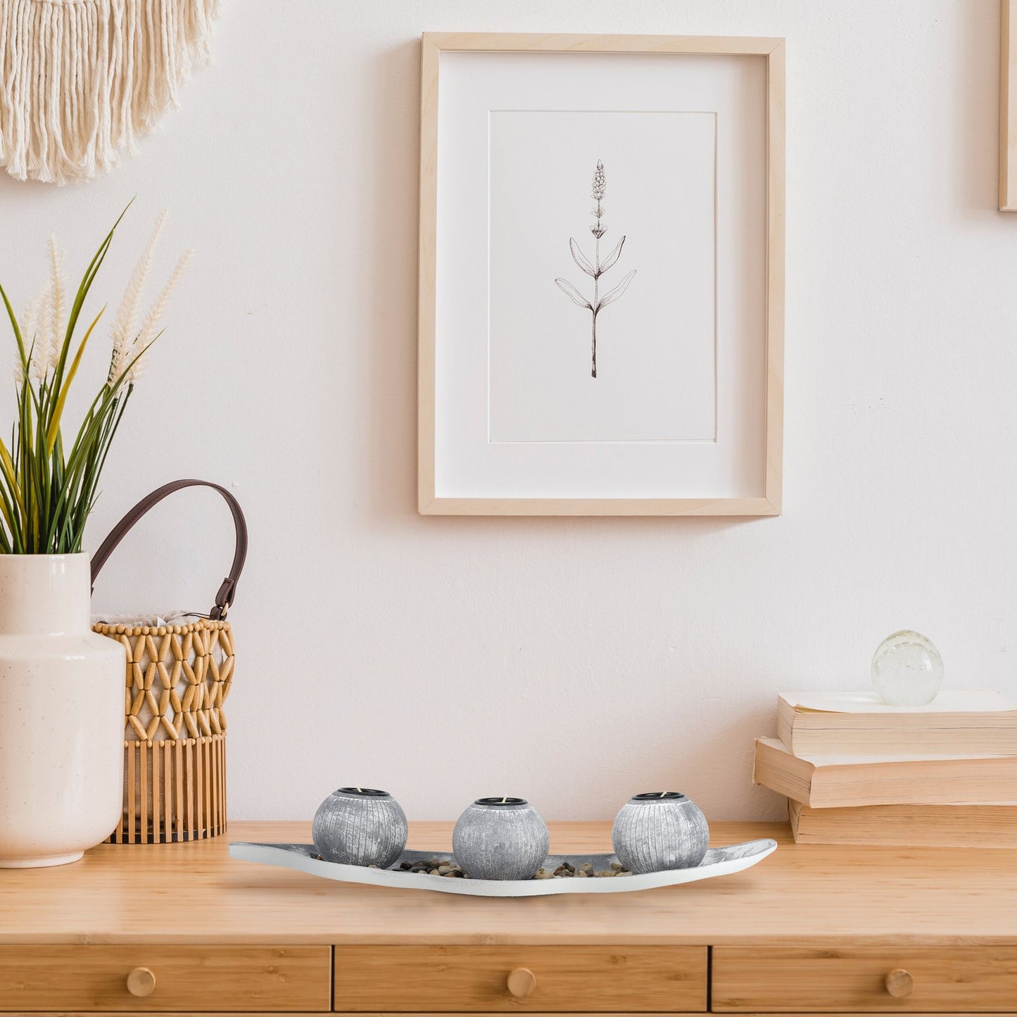Heat candle holder with tray &amp; stones
