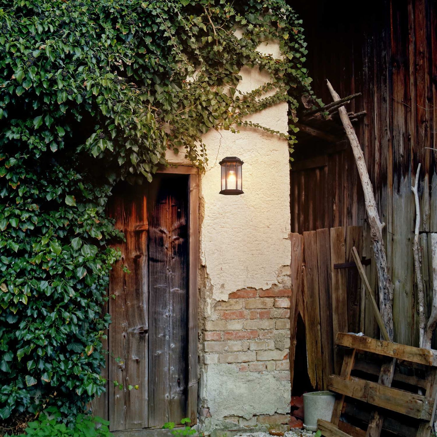 Hexagonal Outside Light for Walls