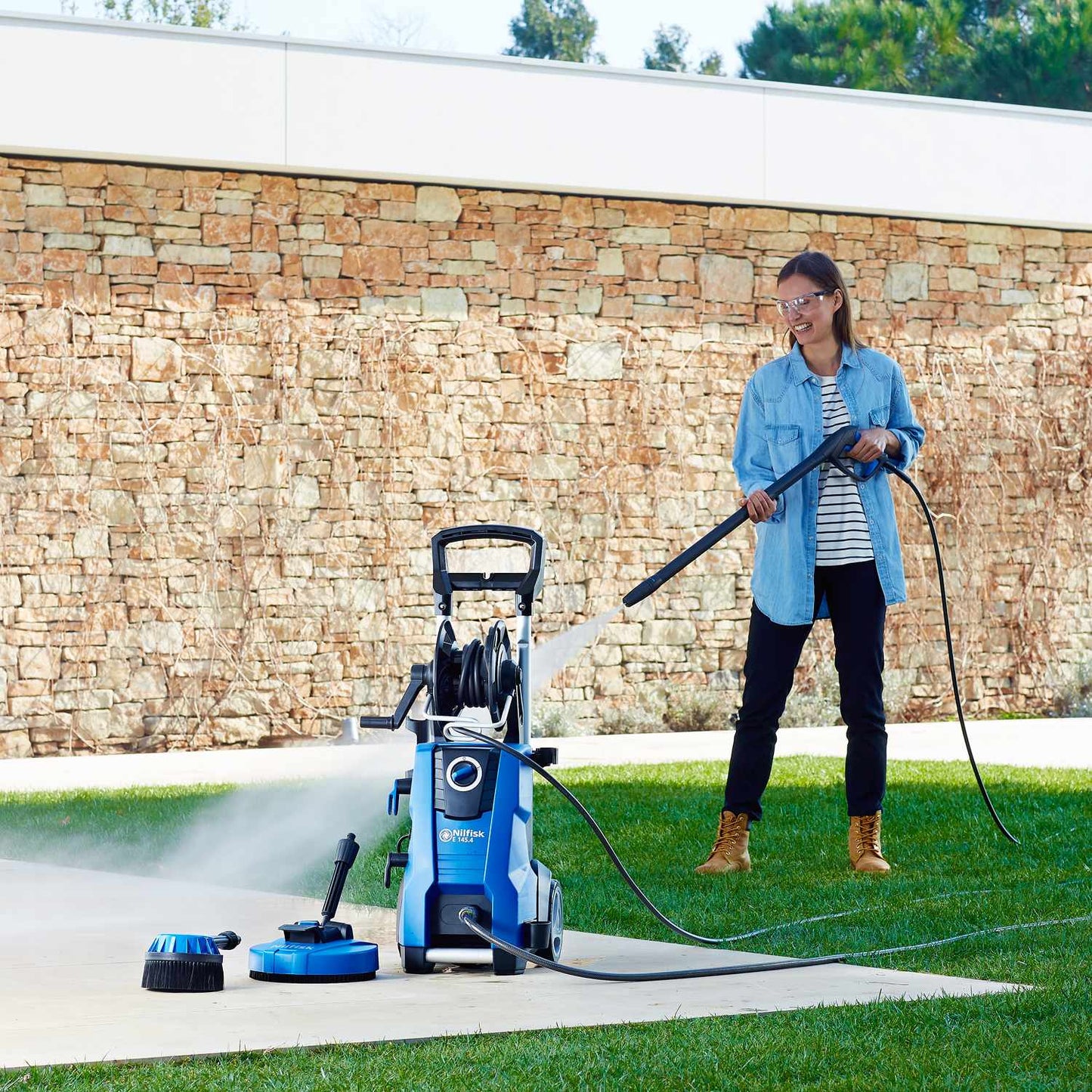 High-Pressure Washer, 145 Bar, 500 L/h, Ergonomic Design