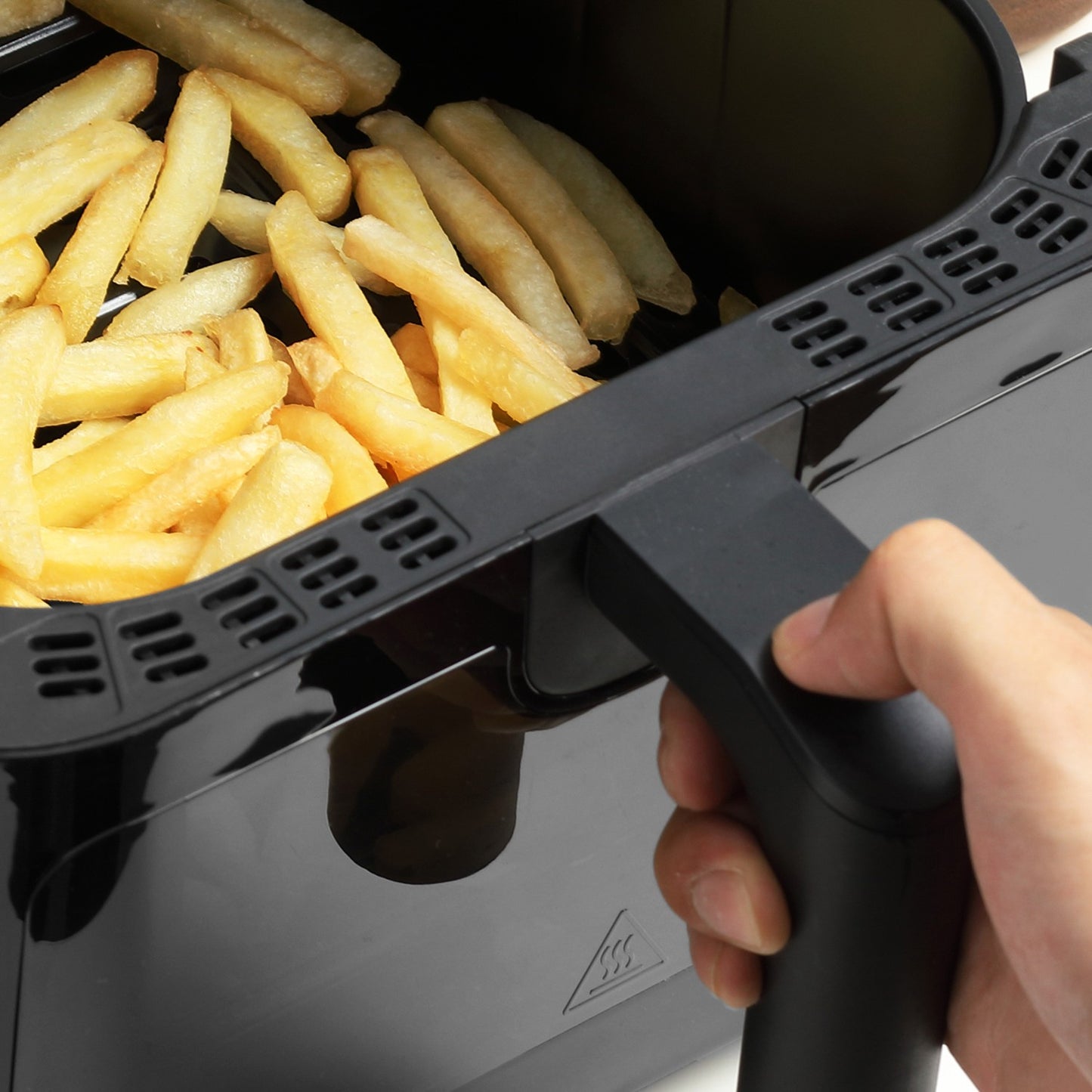 Air Fryer with touch screen, 6.5L, 1350W, non-stick basket