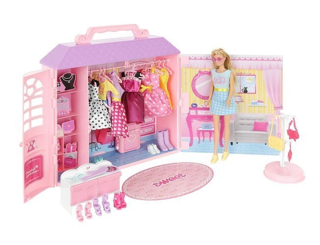 House with clothes + doll