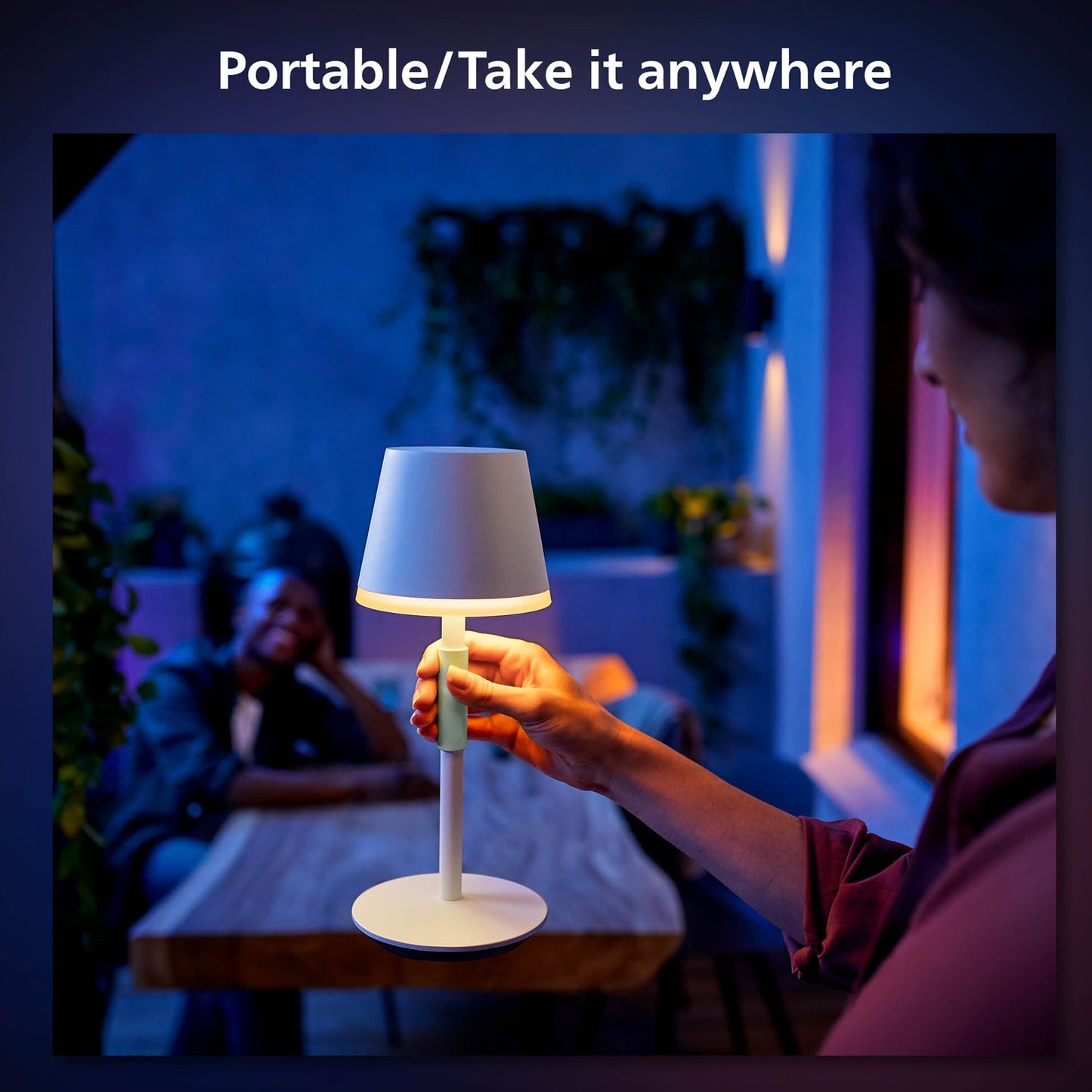 Hue Go Portable table lamp White/Sage green