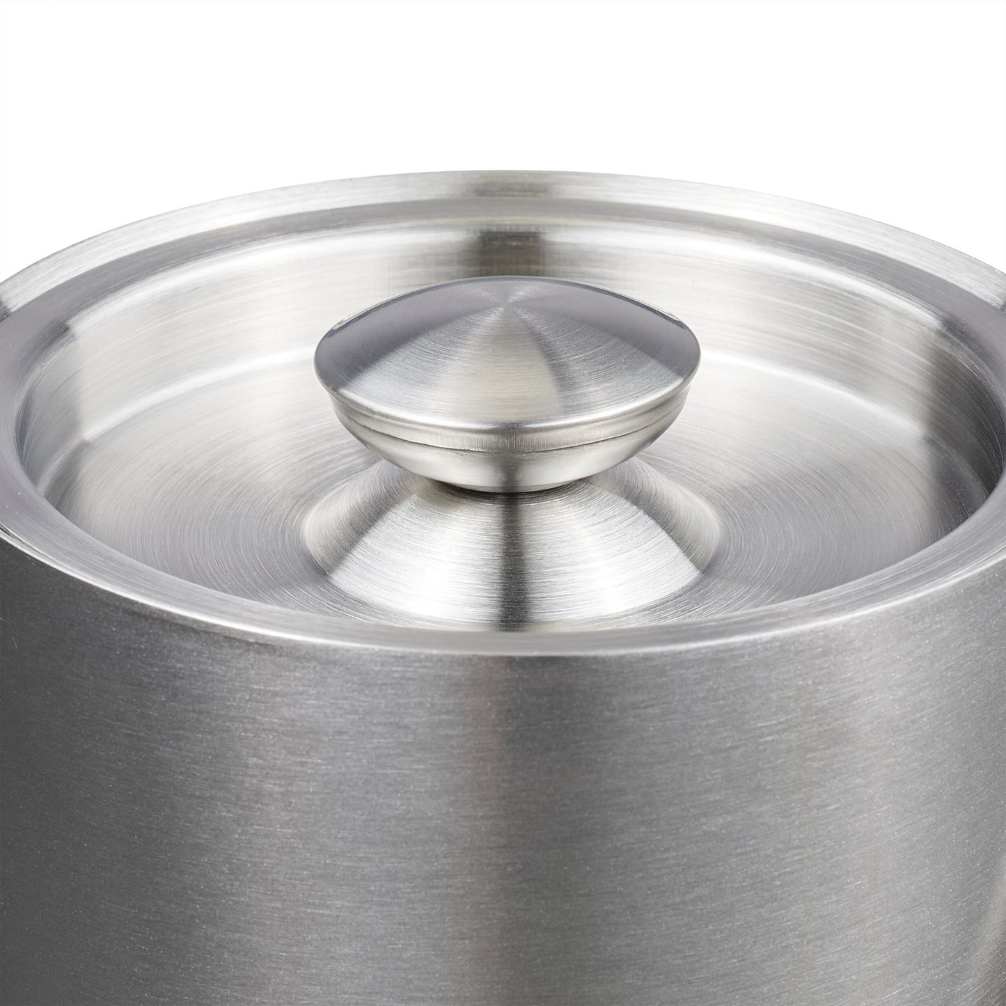 Ice cube tray with lid