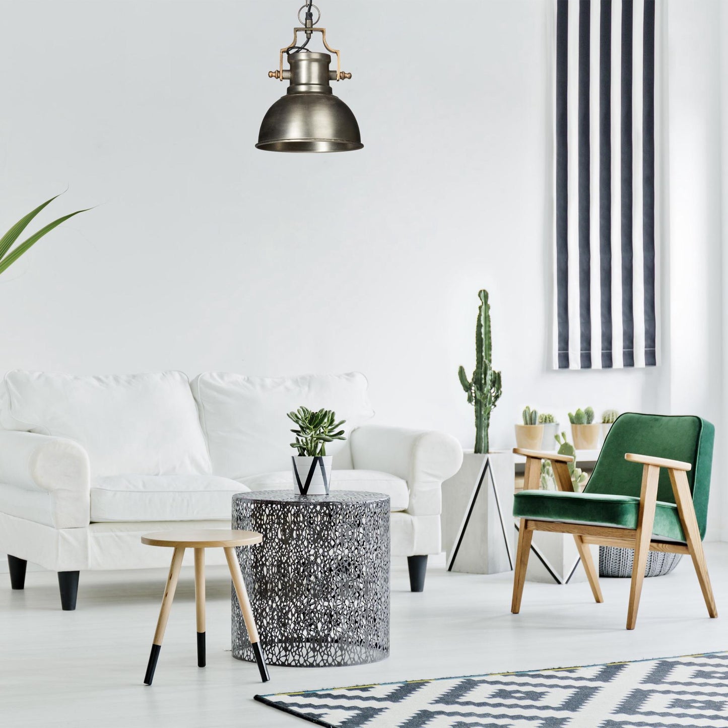 Industrial style pendant lamp