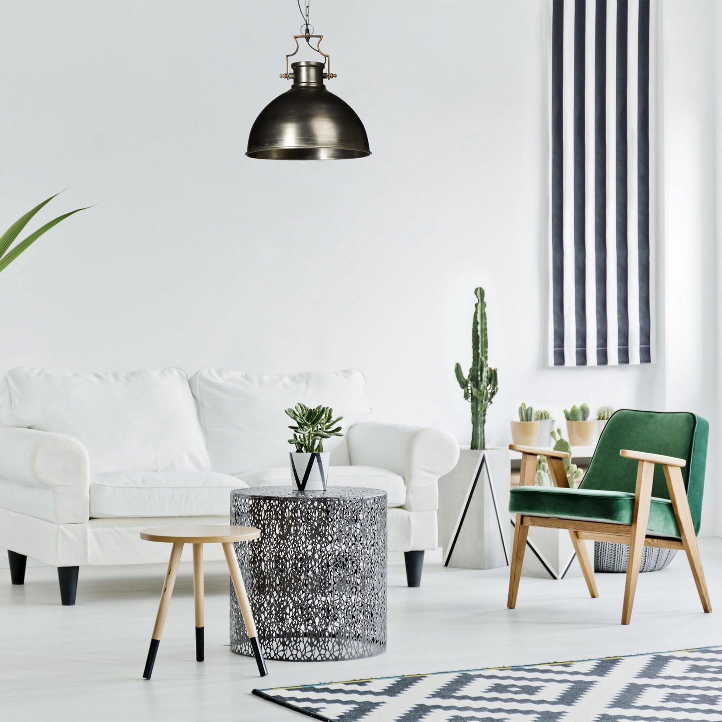 Industrial style pendant lamp