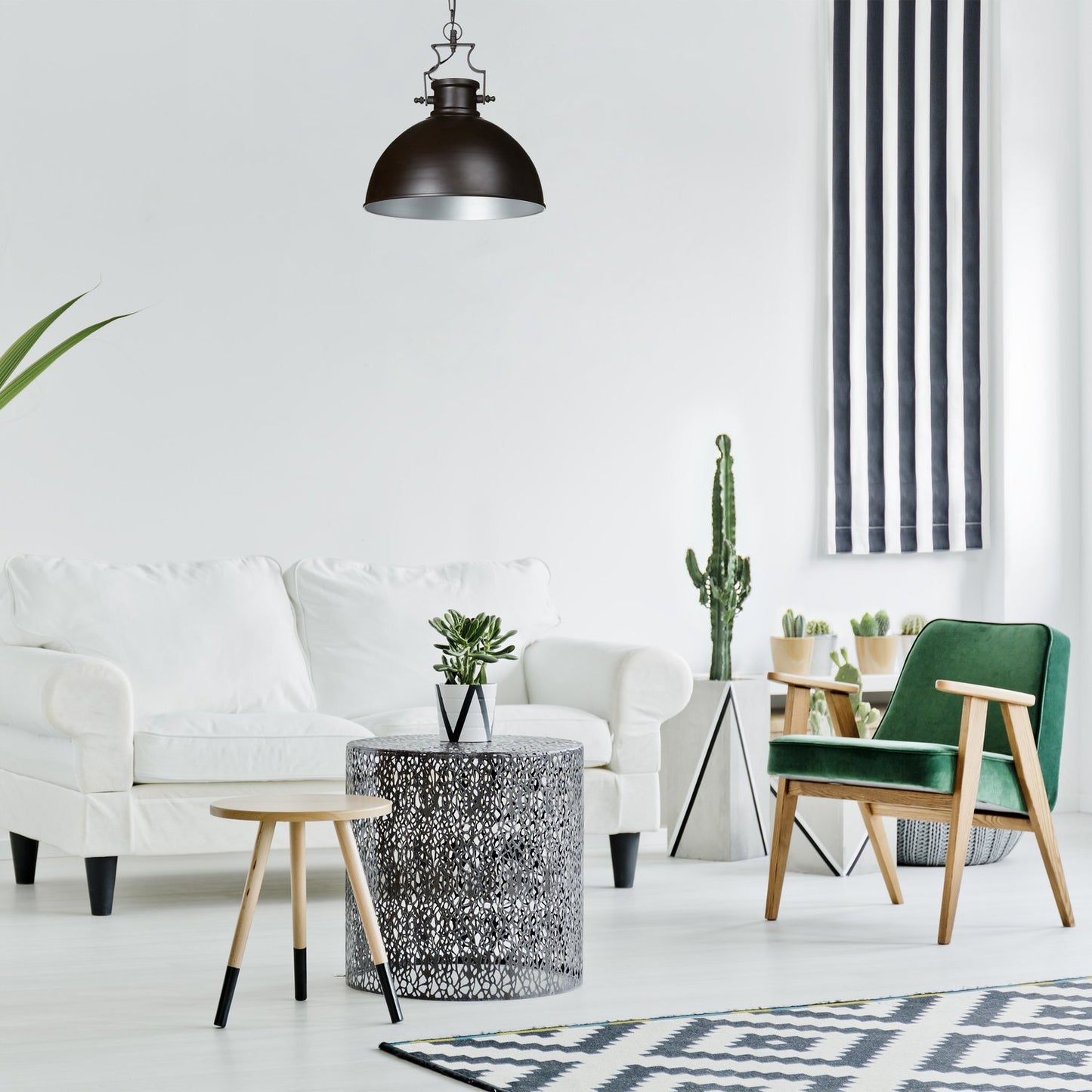 Industrial style pendant lamp