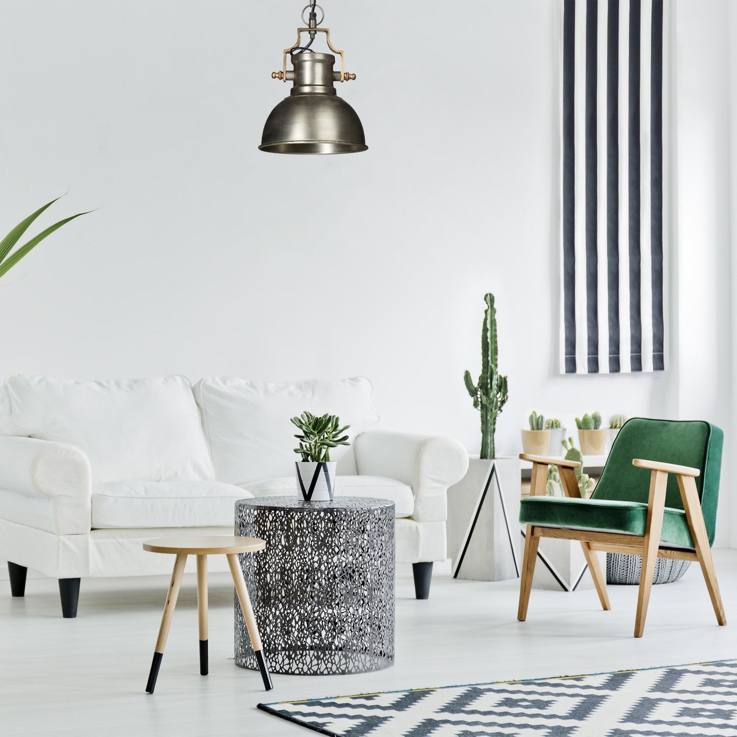 Industrial style pendant lamp