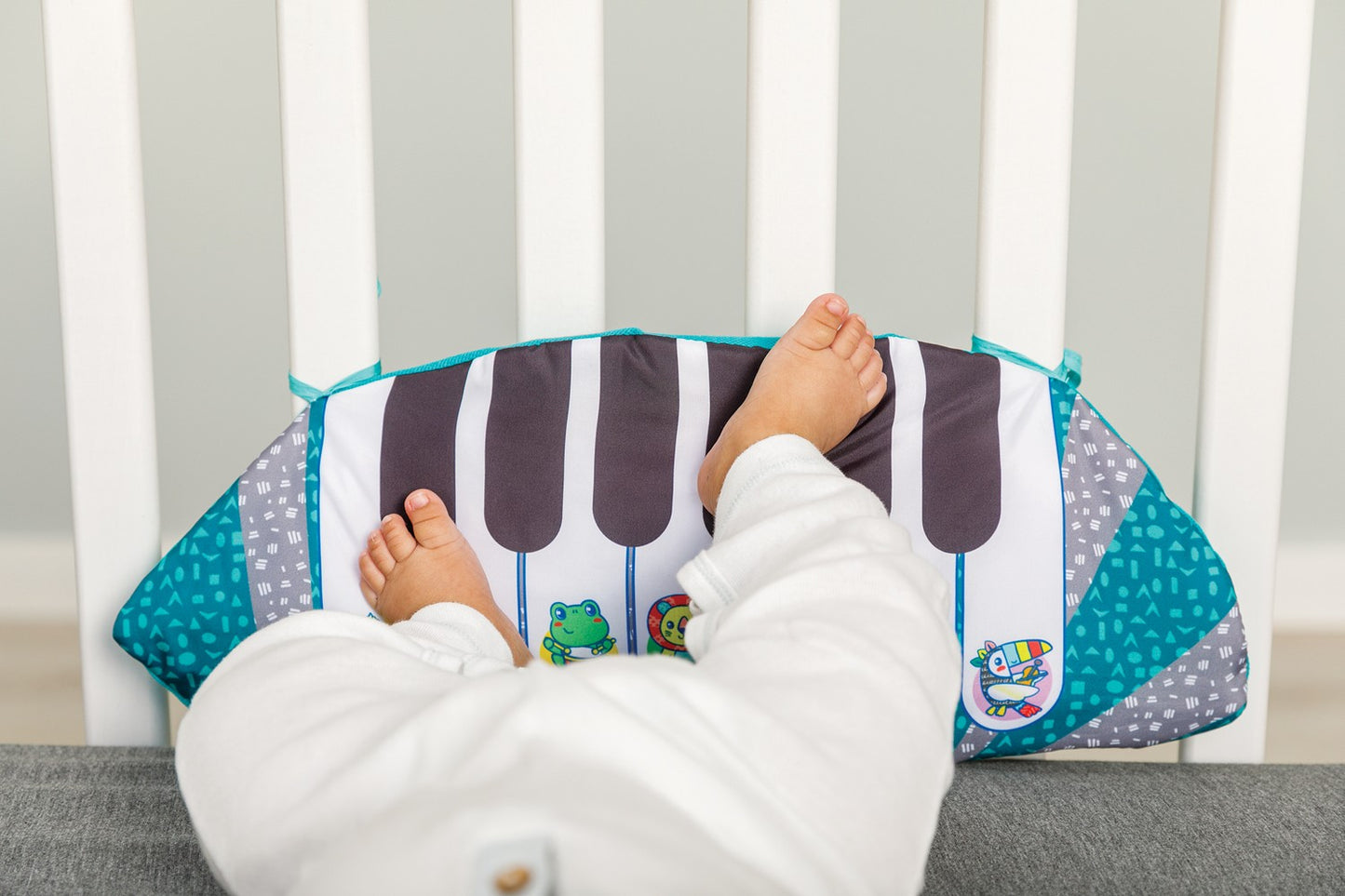 Infantino Grow With Me 3-In-1 Tummy Time Piano