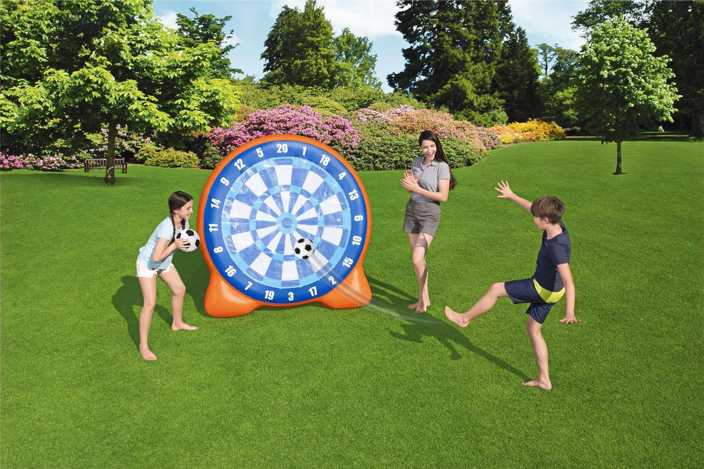 Inflatable Soccer Dartboard with Balls, 157 x 107 x 157 cm