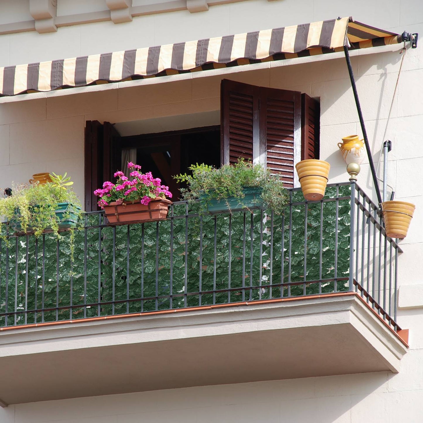 Ivy Leaf Privacy Screen, Set of 12 Panels