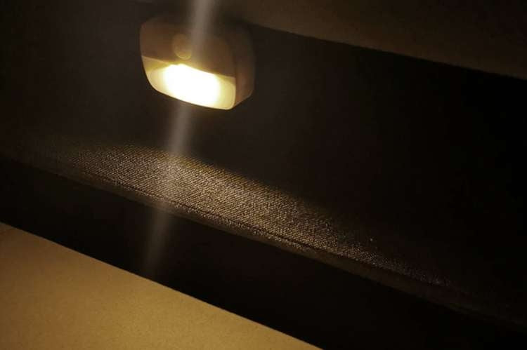 Izoxis 22090 LED night lamp with motion sensor