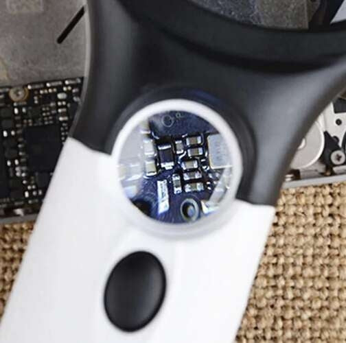 Izoxis 22670 LED-illuminated magnifier