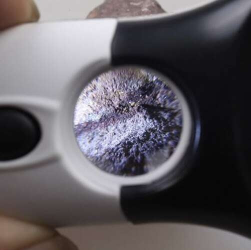 Izoxis 22670 LED-illuminated magnifier