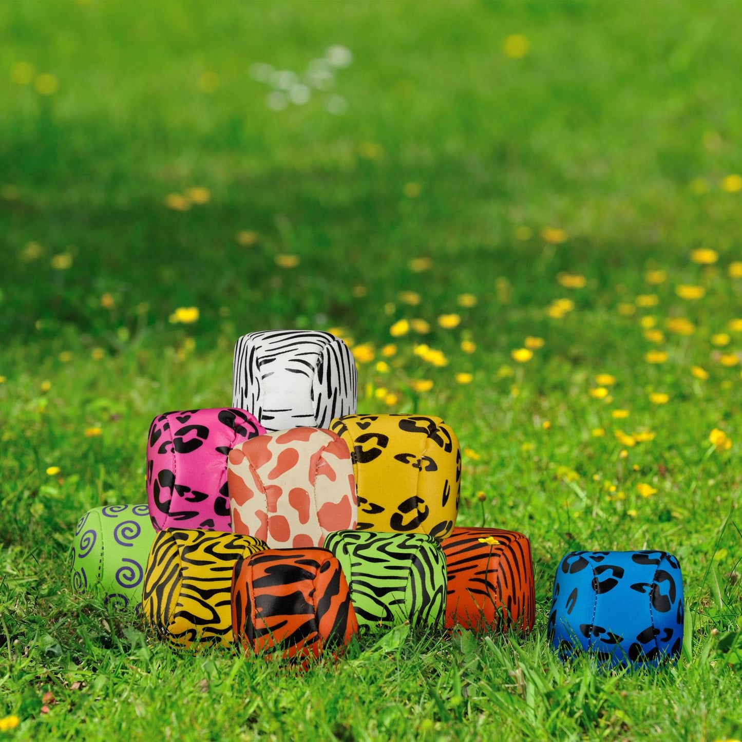 Juggling balls with animal motifs 24-pack