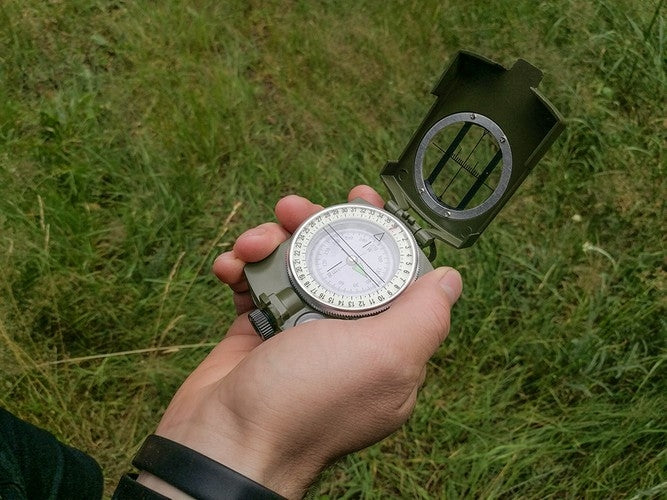 KM5717 military compass