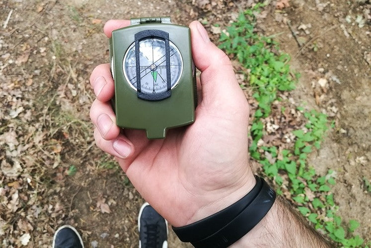 KM5717 military compass