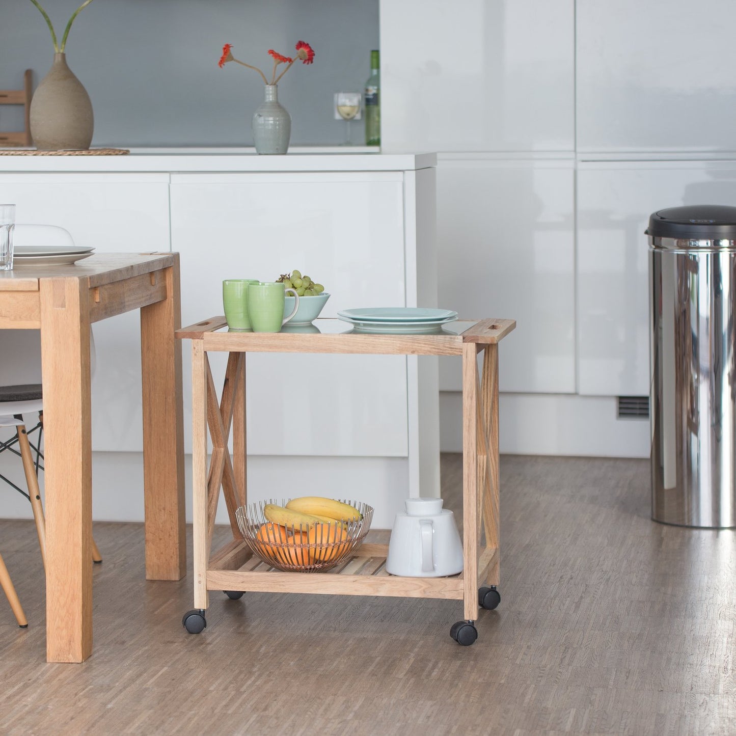 Kitchen trolley in walnut