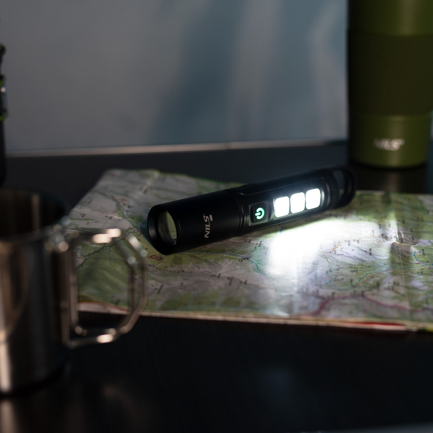 LED Torch 800 Lumens, Compact, Portable