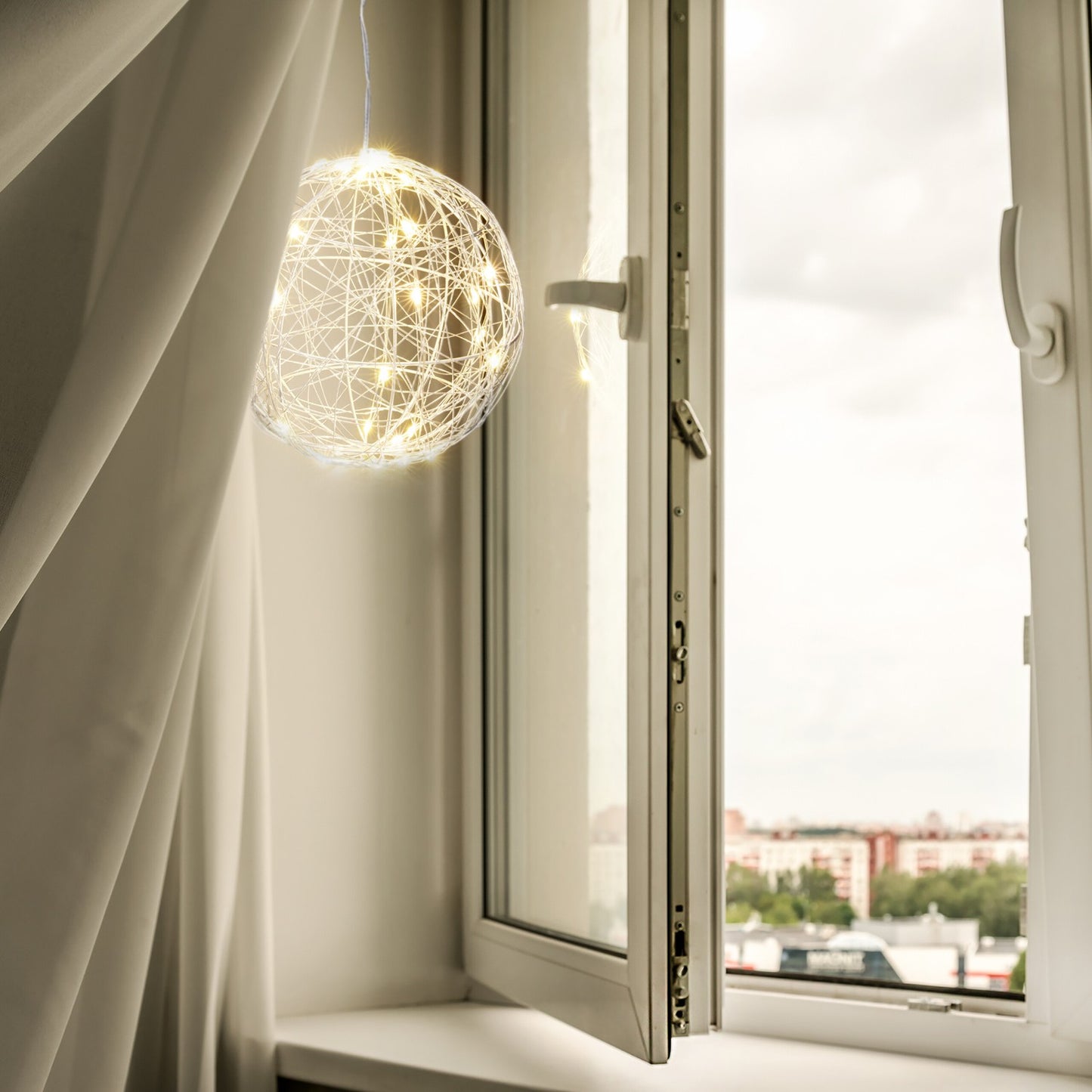 LED decoration ball 15 cm