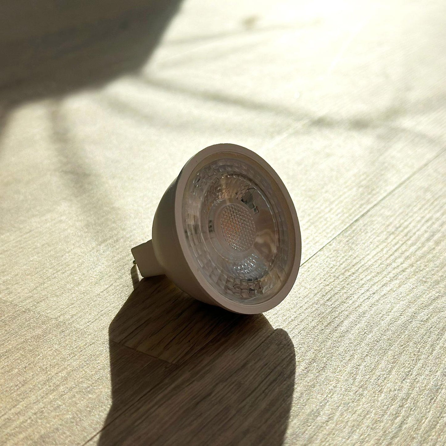 LED light source MR16/GU5.3 5W Dimmable Warm white