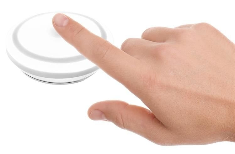 LED night light with motion sensor